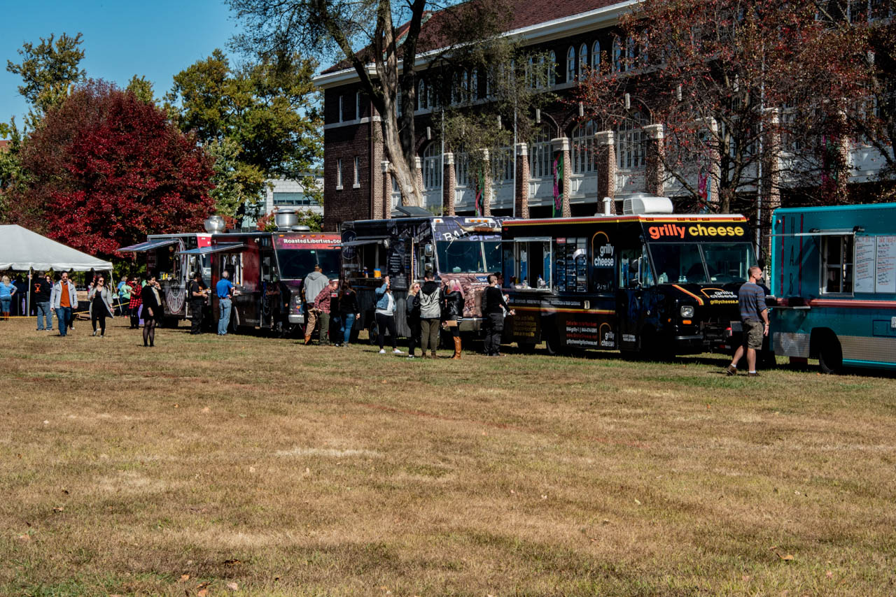 Pour The Core 2019-6775 - Photo by Karl Mischler, Jr